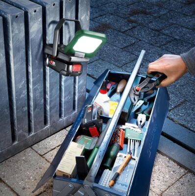 Bosch Easyspotlight 18V-400 Akülü Lamba(Solo)-06039A1200 - 2